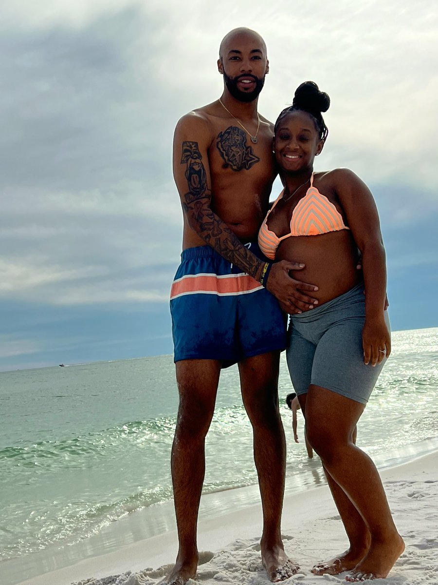 JT_isMyName's tweet photo. When we have each other, we have everything 🤞🏾💕 https://t.co/D3Cndvbrni