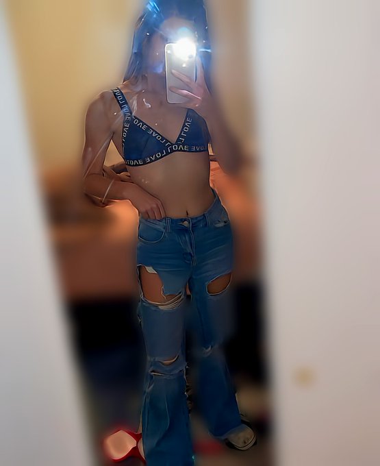 Netflix then fck me? 🥺💓 #nudes #cockrate #nsfw #bigdick  #sext #porn  #horny #dick #cum #rates #teen_girl<a href="/tag/nudes"class="tags">#nudes</a><a href="/tag/cockrate"class="tags">#cockrate</a><a href="/tag/nsfw"class="tags">#nsfw</a><a href="/tag/lingerie"class="tags"><span>#lingerie</span></a><a href="/tag/fitness"class="tags"><span>#fitness</span></a><a href="/tag/thick"class="tags"><span>#thick</span></a><a href="/tag/tattoo"class="tags"><span>#tattoo</span></a><a href="/tag/porn"class="tags"><span>#porn</span></a><a href="/tag/horny"class="tags"><span>#horny</span></a>