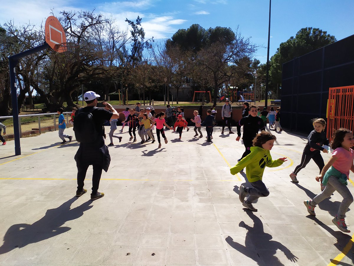 escola_elcorb's tweet photo. També hem fet una cursa d'orientació i hem jugat al parc! https://t.co/l6JJ8iUbeR