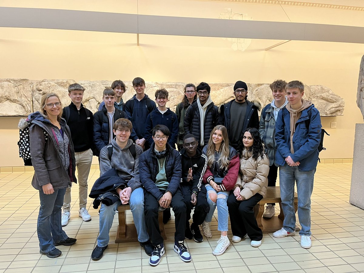 HA_CivDept's tweet photo. A great trip to the British Museum with my lovely Class Civ group. Really enjoyable day! https://t.co/Tbd9Ft1OKf