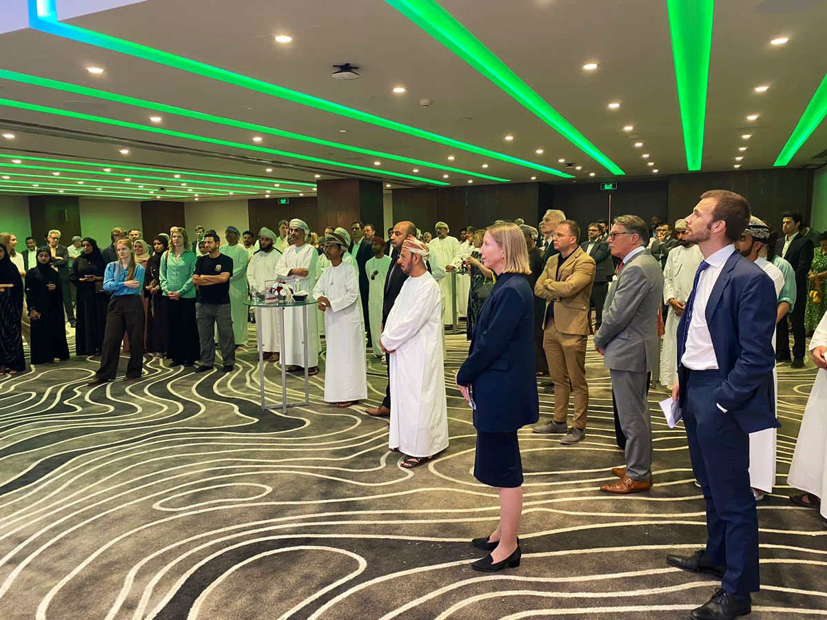 KlothStella's tweet photo. Day 2 of @oman_week is a wrap:
➡️ we had the pleasure to welcome HE minister Salim Al Aufi of @Mog_Oman at 🇳🇱 pavilion.
➡️ hosted a network reception for 🇳🇱 companies from the water and energy sector. 
➡️Tomorrow is your last chance to visit 🇳🇱 booth 1710
@NLinOman @nwpnederland https://t.co/E76PfOKfsI
