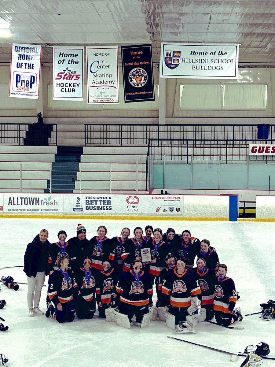 Massachusetts Spitfires U13 is National Bound!! 2023 @usahockey National Championships in Irvine, California, in less than 3 weeks! @NEGHL_hockey @Mass_Hockey @MassHockeyGirls #aleehockey #hockeygirl #hockeytwitter #hockeytalk #hockeygirls #usahockey #hockeynationals #beapip⭐️