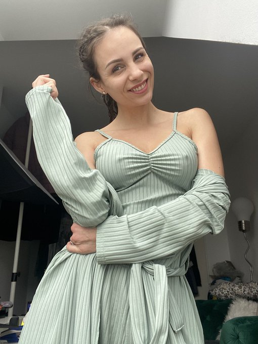 Mein neuer Lieblingspyjama 😍 Wie gef&auml;llt er dir?  Rate ihn in den Kommentaren auf einer Skala von 1-10😌<a href="/tag/marywet"class="tags"><span>#marywet</span></a>