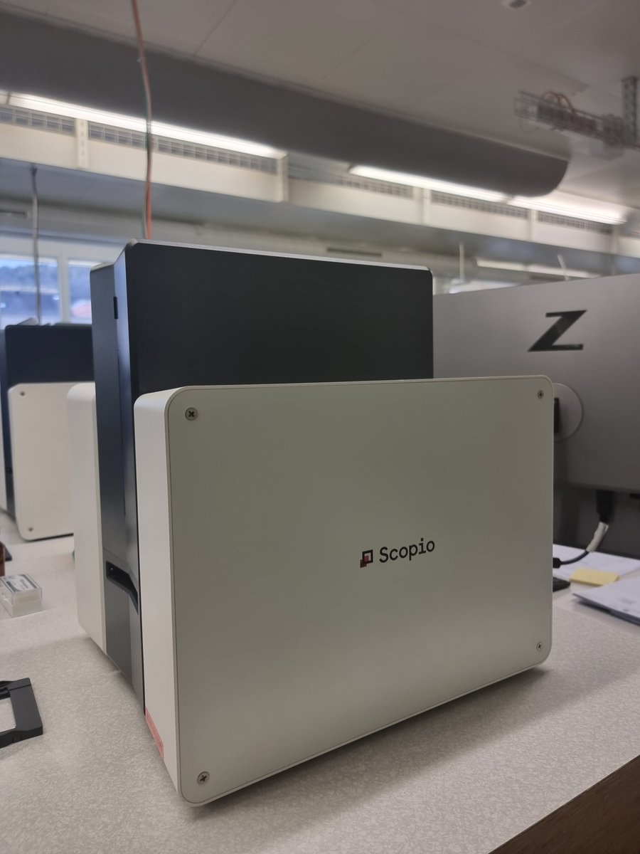 bennolukasgraf's tweet photo. Joy at @zlmsgch in St. Gallen! Digital full-field morphology from @Scopio_Labs  has finally been introduced into routine laboratory work. Many thanks to my team in hematology - @joyrichch  and Miriam - as well as our IT professionals, Jill and David, for their hard work. #AI https://t.co/Rcu2s6jUfb