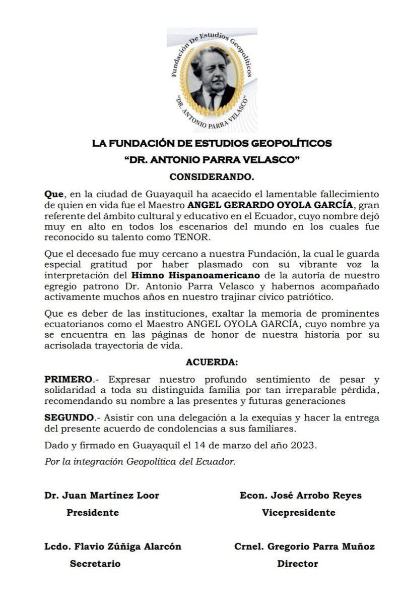 abjuanmartinez's tweet photo. Un alto honor expresar en su despedida palabras póstumas al Maestro ANGEL OYOLA, el TENOR DE GUAYAQUIL, dueño de una voz privilegiada que con su talento dejó en alto el nombre del Ecuador en prestigiosos escenarios del mundo. La música y la cátedra fueron su pasión @luchoao https://t.co/Hv2lMdn94Z