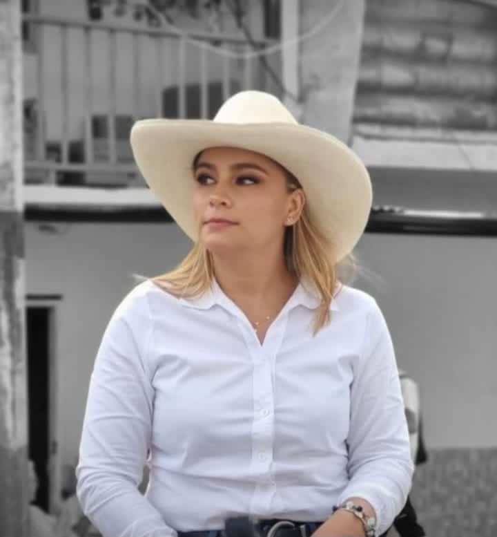 El_Propio___'s tweet image. Sección de imágenes de la cabalgata realizada en las fiestas aniversarias de #CaicedoniaValle en sus 112 años.
📸 #ElPropioRecomienda