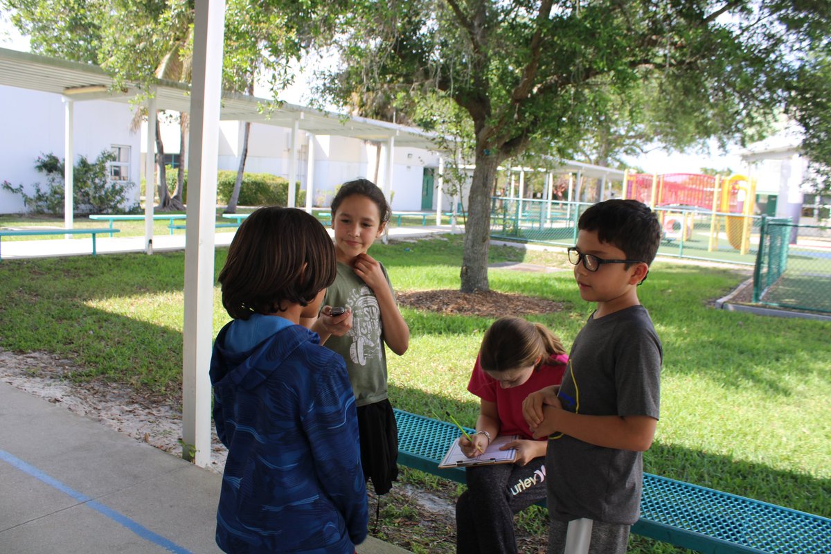 hhepantherpost's tweet photo. We love doing interviews! Getting started on our end of year issue of The Panther Post 🎤💛💙📰🐾 

📸 by Trent and Lucca! 

#hhepantherpost #youngjournalists #interview #kidinterview @jdfossas @browardschools https://t.co/H56l1G4ETa