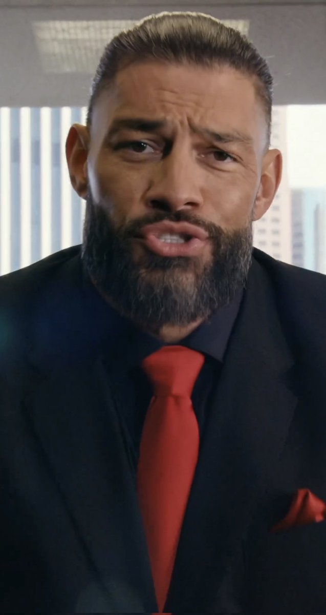 The_LMH's tweet photo. @WWERomanReigns you ain't slick. "Chief" https://t.co/4JzzLU4KIR