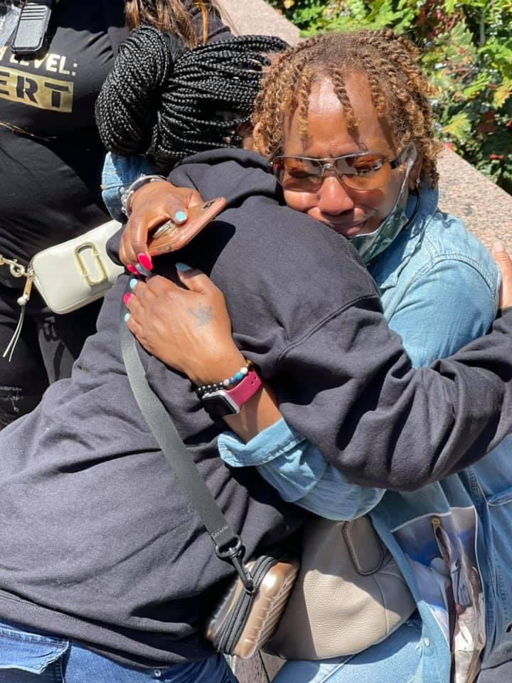 DMVBlackLives's tweet photo. Why is it the CMs with the most POLICE violence, corruption and murders in their Wards pushing to add and embolden more cops?
Families of those victims want answers and for these Councilmembers to know that they are culpable in the harm and death police inflict. #StopMPD https://t.co/UETa4BIDti