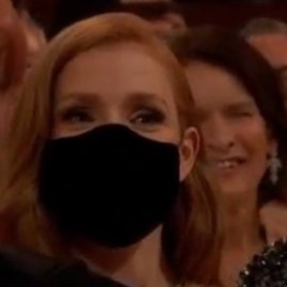 HuMenWhy's tweet image. 1 mask at #Oscar2023 #Oscar Why ? Why ?