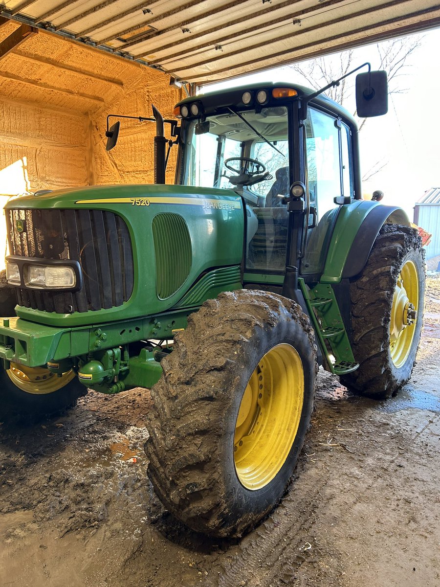 kennedycattleco's tweet photo. For sale. Update coming is why it’s for sale. 5625 hrs and counting as we use every day. I have a set of factory duals and hubs. Weights negotiable. Quick hitch stays. 72500 https://t.co/OgwcsSgfVF