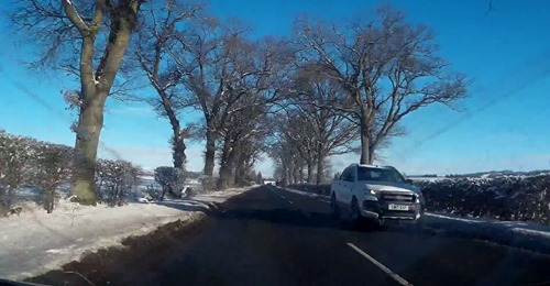 tourscotland's tweet photo. Tour #Scotland #Winter snow travel video Blog of a sunny, but very cold, road trip drive, with #Scottish music, from #Scone, East on the A94 route through #Balbeggie and #Burrelton on history visit to #Coupar #Angus, #Perthshire https://t.co/2v3FVXXYss https://t.co/FuxXyZmC12