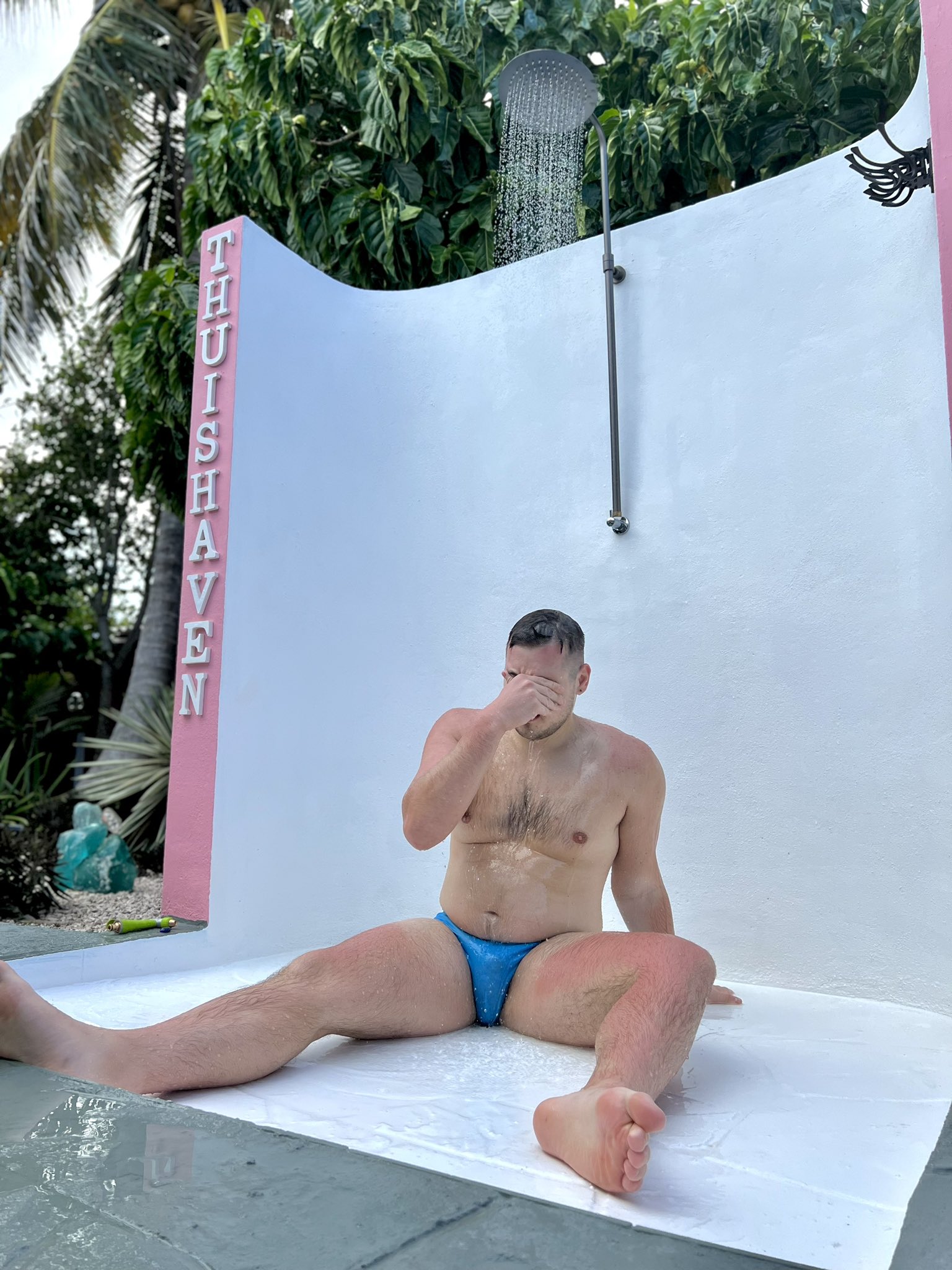 Elliott Norris on X: part 2 of my @RuPaulsDragRace pit crew audition.  Speedo pict. From last year 🤪 t.coUi1PLBIANJ  X