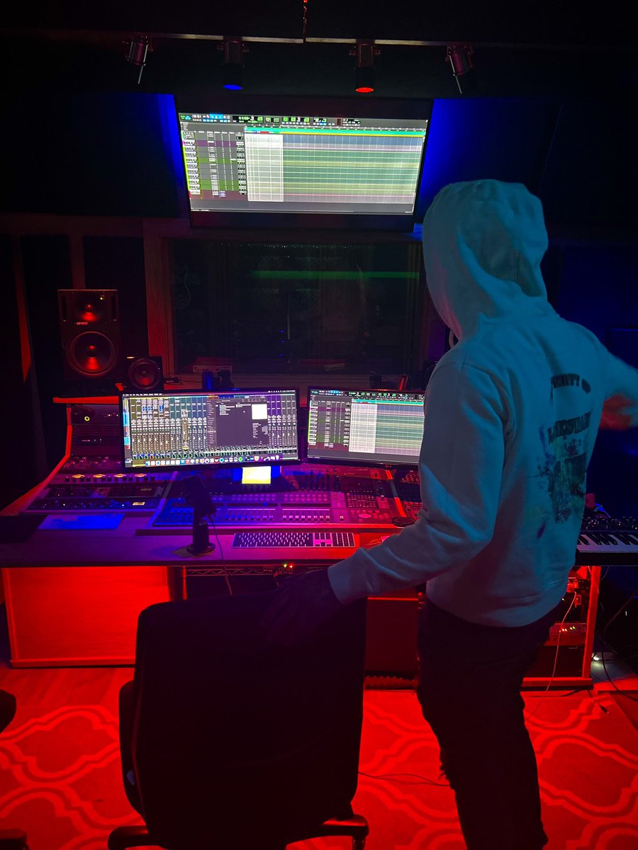 Lk_snoop's tweet photo. Lost sinner 2 otw 🌟#M4L #llbnb #Sosaworld 🔥🔥🔥 https://t.co/V8QxZDjIPe