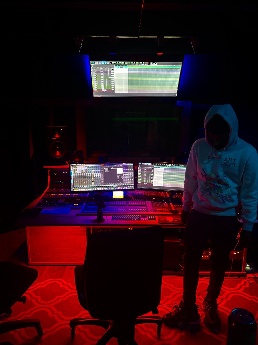 Lk_snoop's tweet photo. Lost sinner 2 otw 🌟#M4L #llbnb #Sosaworld 🔥🔥🔥 https://t.co/V8QxZDjIPe