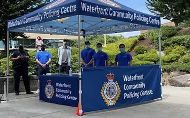 CollingwoodcpcC's tweet photo. @CollingwoodCPC:
Mar.14/23.Tuesday
We’re still out there &amp; 8 of our #volunteers are w/ @MVTP_WCPC.
Thanks to @RoadSafetyHarv
@RoadSafety_Paul for setting up this #DistractiveDriving initiative w/
@VPDTrafficUnit
@TransitPolice
@CstMDiTrolio
@MVTP_CstKainth. https://t.co/k5Bn3Zl7cM