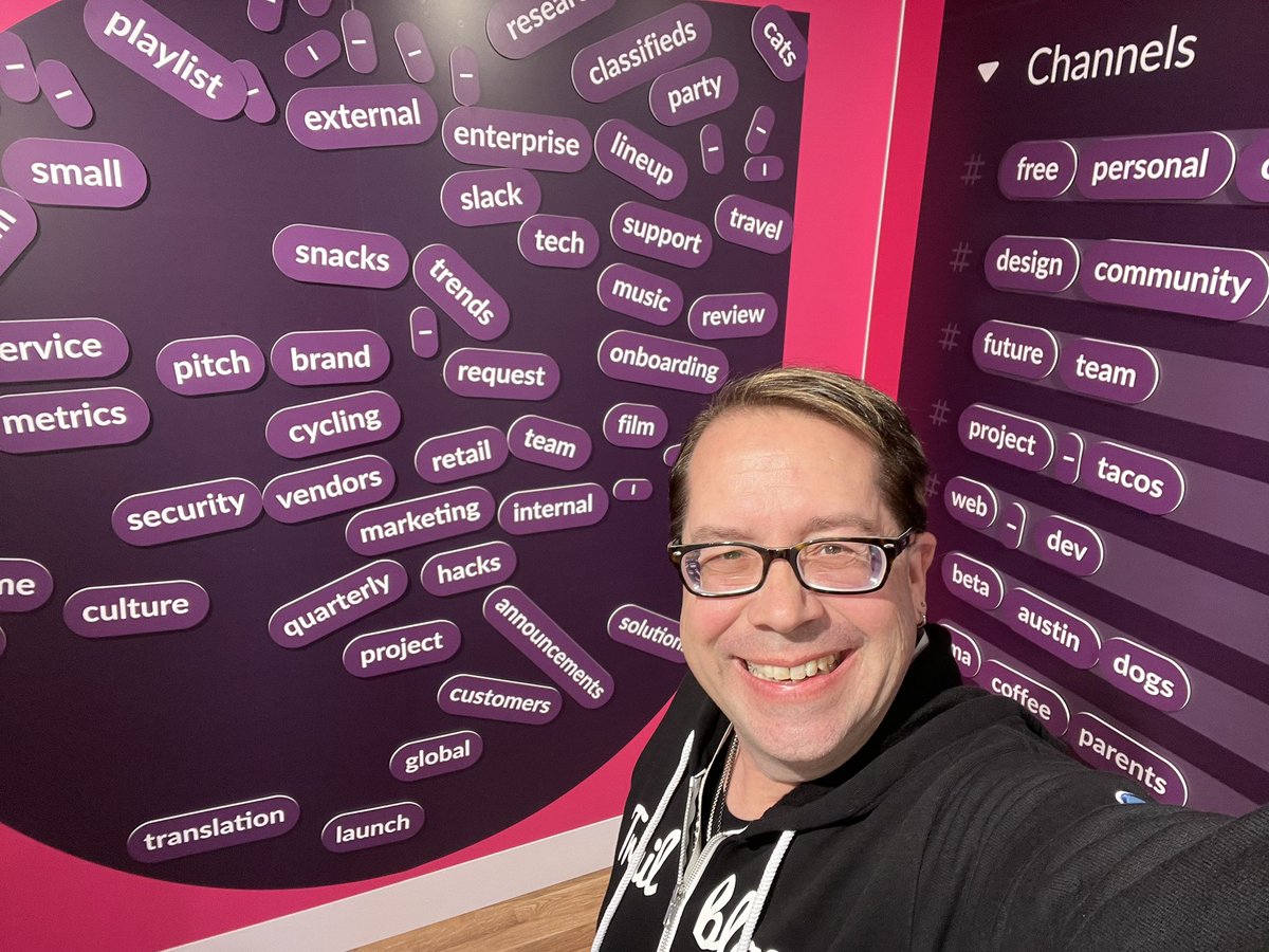 sforceROCKER's tweet image. Hanging out at the #DigitalHQ with @slack_community friends for #SXSW23 “…we are the future of work!” @SlackHQ @eakinsey #trailblazer