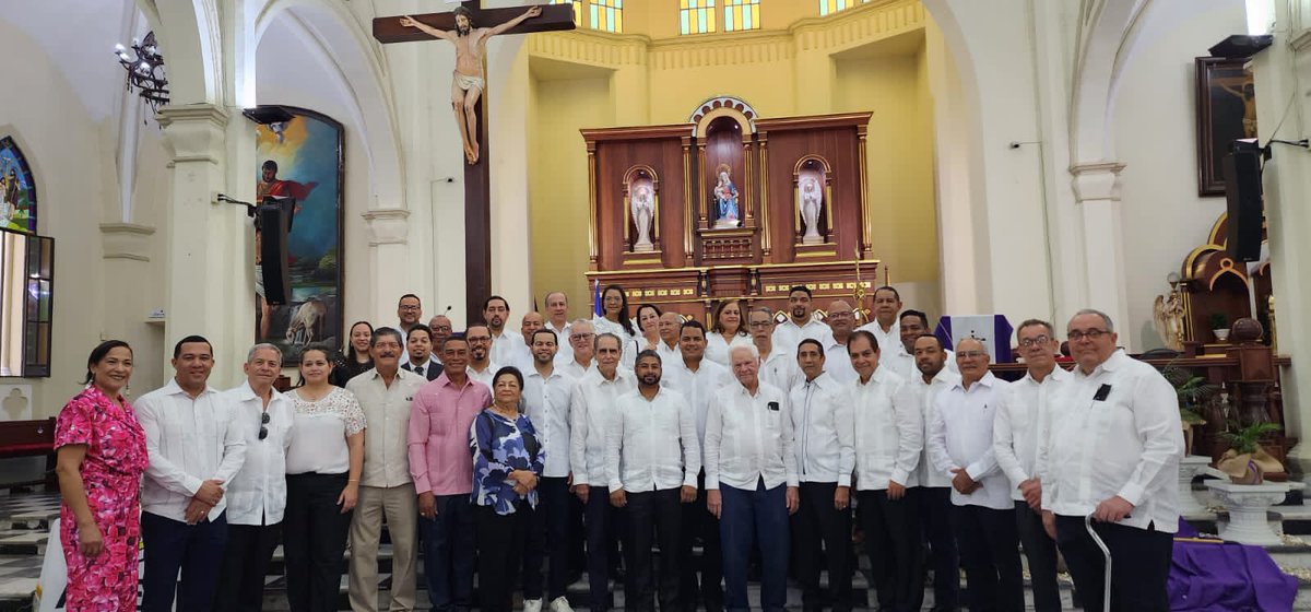 El ayuntamiento de Moca, a <a href="/ADEPE1/">ADEPE</a>, en la persona de su presidente Ing <a href="/CesarRosario/">Cesar Iván Rosario A.</a>, y su directora ejecutiva Lic. Rita Pantaleón, por haber cumplido el #48aniversario de su fundación con fecundo aporte al desarrollo, al progreso y la prosperidad de Moca.

#pasionporunpueblo