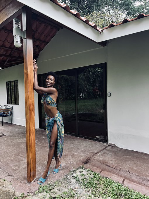 Rented a villa in Costa Rica https://t.co/Z1QeCl6azb