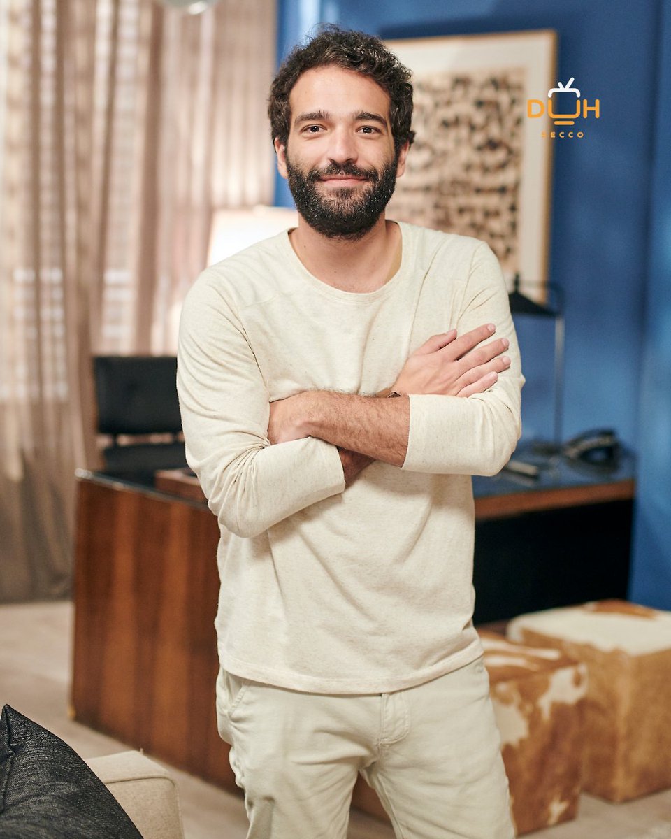 DuhSecco's tweet photo. Todos atentos na segunda fase de #TodasAsFlores, inclusive o Rafael (Humberto Carrão, em registro exclusivo para a página)! 💐

Será que, enfim, ele desmascara Vanessa (Letícia Colin)?

A novela volta dia 5, lá no @globoplay. https://t.co/HctARj5H42