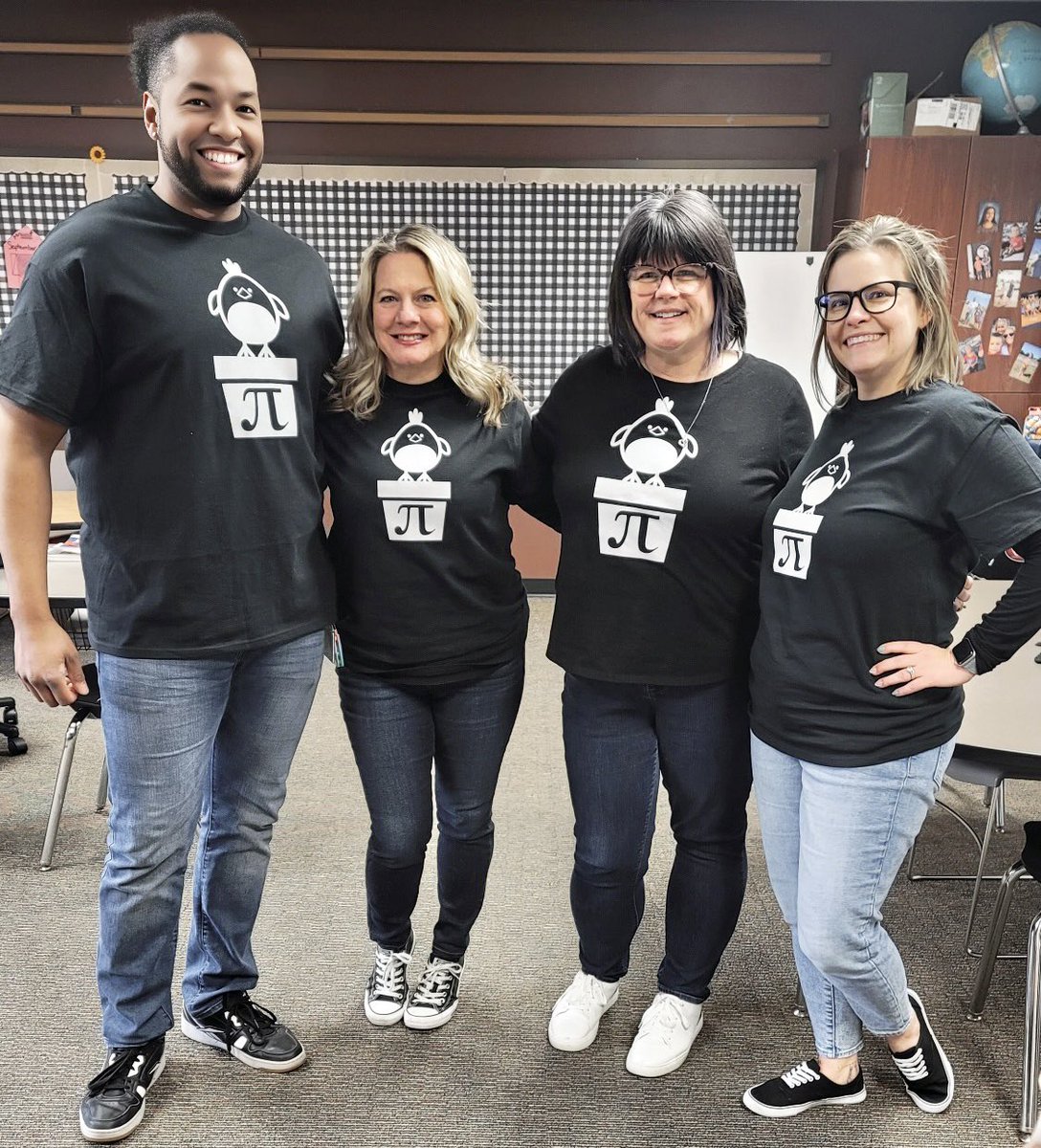 NOW THAT’S FUNNY! 😀 Check out the “Chicken Pot Pi” shirts some of our  @ShaullSharks staff were spotted wearing today. Happy Pi Day, CV!

📸 courtesy Ms. Ellen Kemprowski.