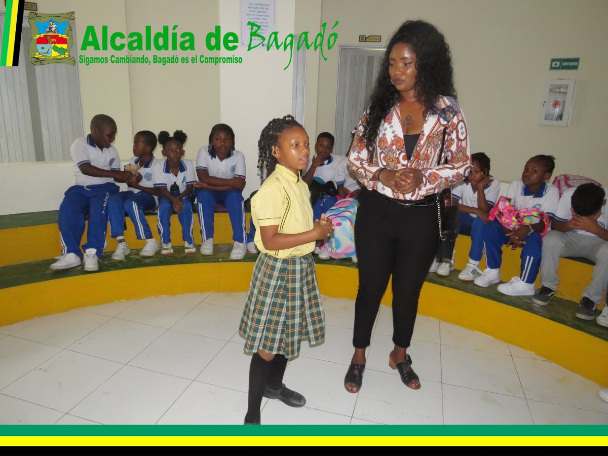 Alcaldia_bagado's tweet photo. La Oficina de la Mujer Equidad de Género el día de hoy realizó una actividad (cine) con los estudiantes de los grados 4º y 5º de I.E. corazón de maría y la I.E. Candelaria, donde observaron una película llamada Figuras Ocultas, contra la discriminación racial. https://t.co/Ku7JuW3ZAx