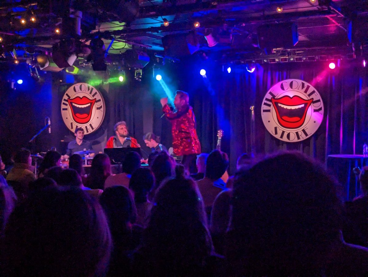 MusicalComedyGd's tweet photo. Epic show (quality, quantity and duration) tonight at The @ComedyStoreUK for Phil and David's (@KeyOfLaugh) Cray Cray Cabaret: https://t.co/EYJ1tV92Tz