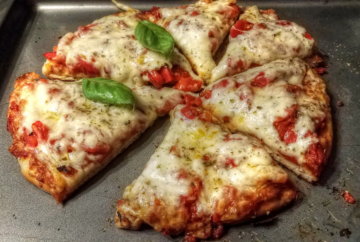 SparksCooks's tweet photo. Well, I wanted to try new recipes. This is Calabrian Chili Roasted Red Pepper #Pizza from @HBHarvest  It is magnificent. And bonus, it's #piday

#tryingnewrecipes #comfortFood #classicfood #homemade #scratchmade #recipes #recipetesting #foodoftheday #baking #chefmode #foodporn https://t.co/BJWIkwgGBN