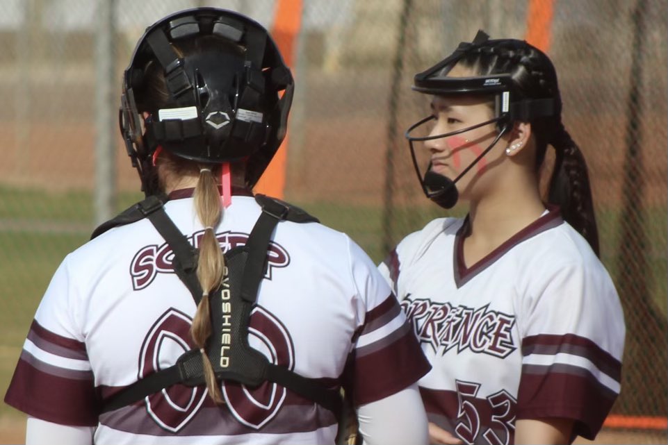 TartarSoftball's tweet photo. This battery was on 🔥 at the TOC!

Emma Hayashida went 3-1, including an absolute shutdown outing against a highly-touted Huntington Beach offense.

And Emily Schepp caught all 6 games, managing a pitching staff to an ERA under 2.00, while also throwing out 6️⃣ base stealers. https://t.co/6Uno0WuWp2
