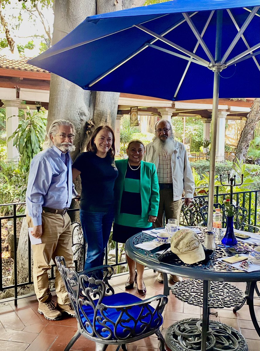 Vamos por una agenda multisectorial <a href="/claumtzlavin/">Claudia Mtz Lavín</a> <a href="/MeggieSalgado/">Meggie Salgado</a> <a href="/JSALGADOBRITO/">Juan Salgado Brito</a> <a href="/mauricio_salga/">mauricio lopez Salga</a> <a href="/AriadnaUA/">Ariadna Urbina-Ayala #VotoVioleta</a> <a href="/AdrianaMujicaM/">Adriana Mújica M.</a> <a href="/ARCADIASALINAS/">IRMA SALINAS GARCIA</a>