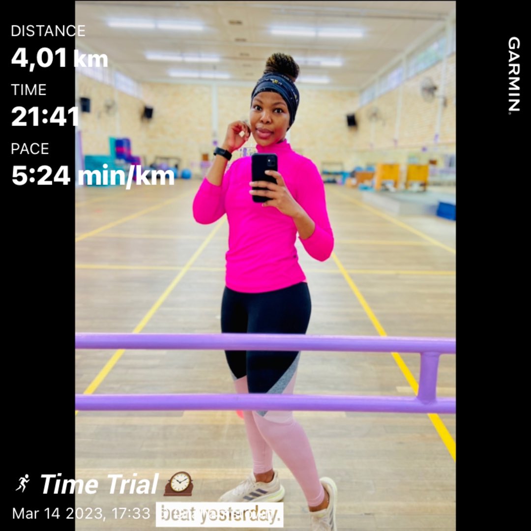 Lethuntwendala's tweet image. Tuesdays are for time trial 🕰

#IPaintedMyRun #OwnPace #ModeratePace #CrusingNicesly #RoadToTwoOceansMarathon #FetchYourBody2023 #TOM2023 #QubekekaDeUfike #MarathonRunner #RunningIsLife #TrapnLos #RunningWithTumiSole #RunningWithSoleAC #garmin #BeatYesterday