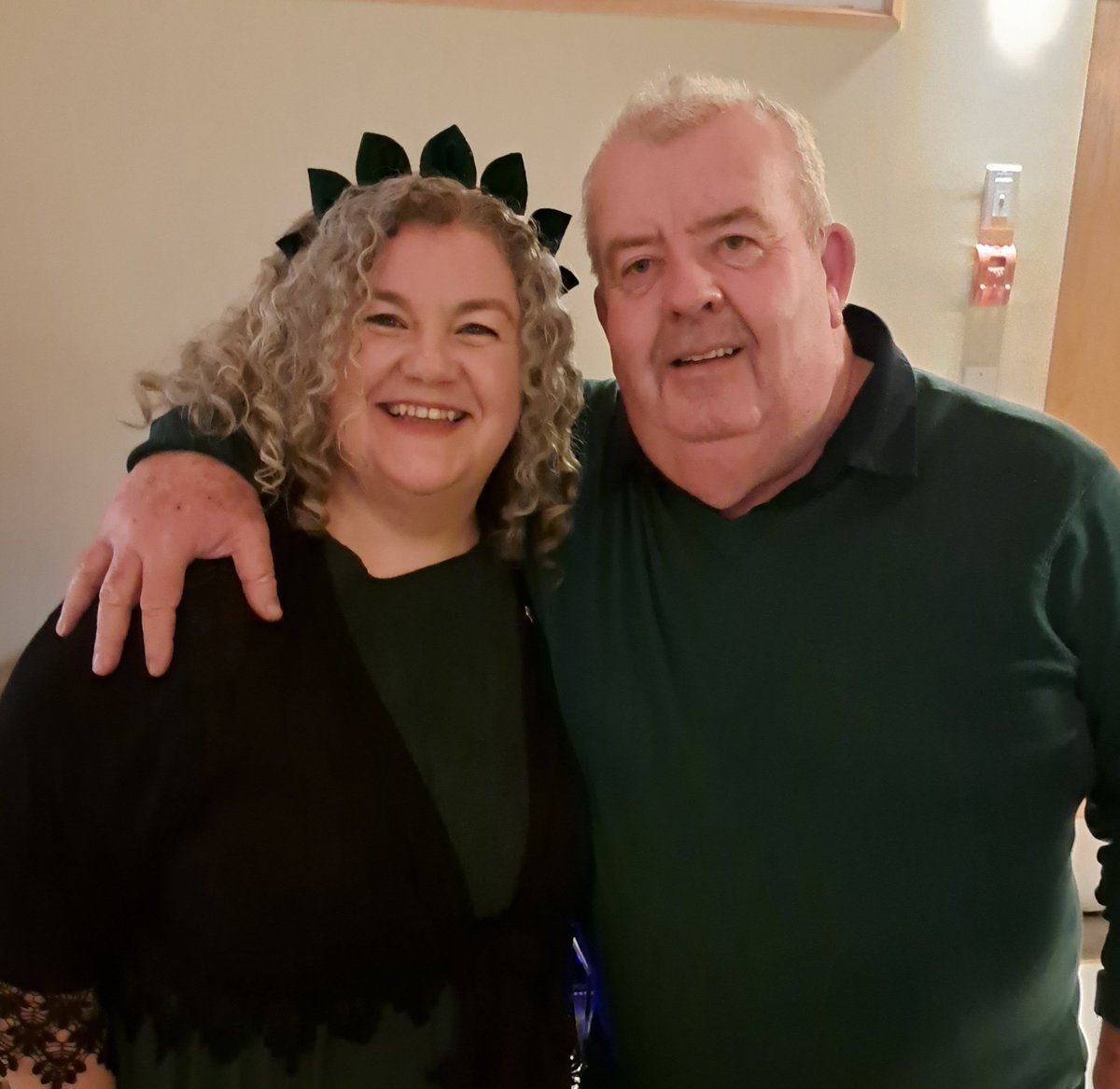 IrlCGVancouver's tweet photo. Such a pleasure to catch up with organisers from the Irish Cultural Society board and volunteers  (@ann_smithers you are a powerhouse!); the @CalgaryGAA, and to present  John Doyle with an award for his tireless community work 👏 https://t.co/sJTWSZ4WTO