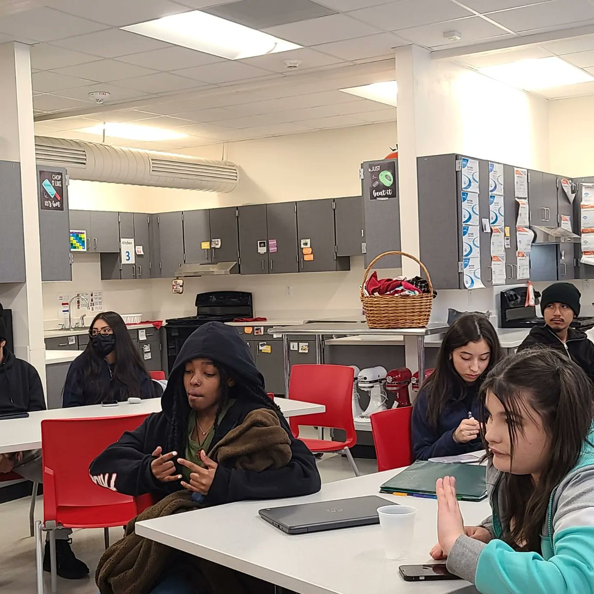 To know where you wanna go, you need to know your options. FOODS Students got a real treat talking to the Air Force today.