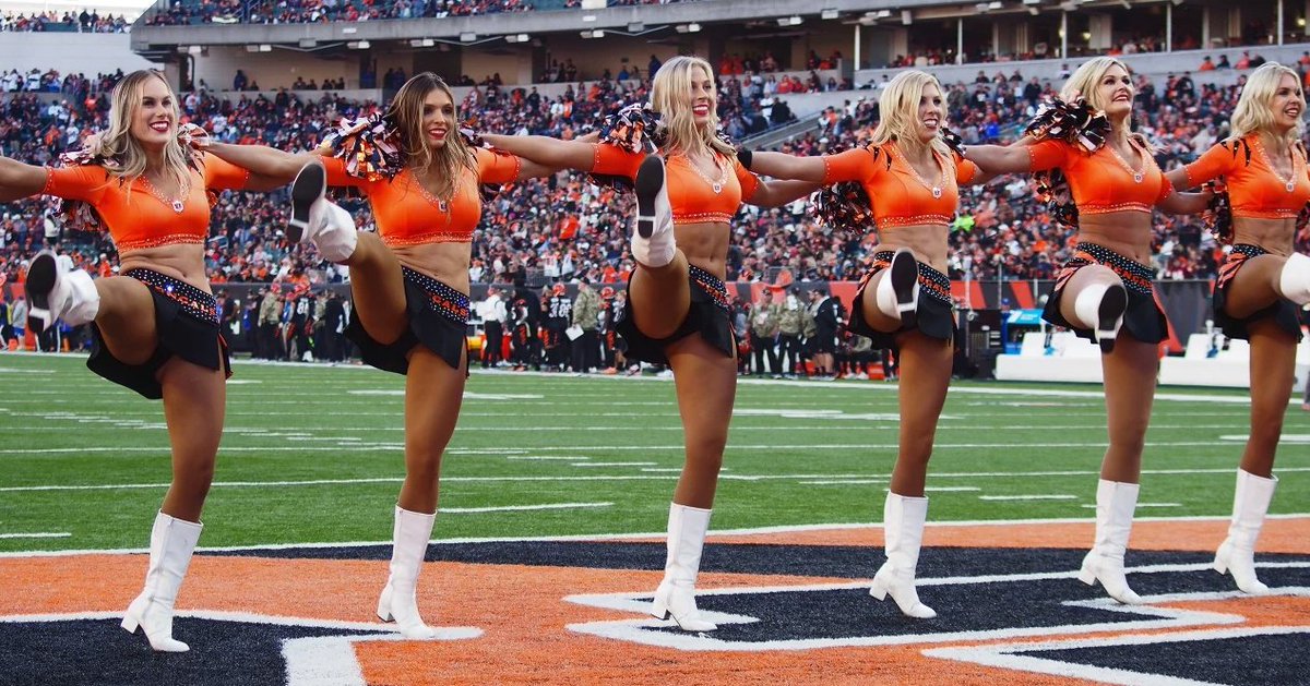 Blonde Cheerleader Upskirts Upskirts Sexy Pics Wehateporn