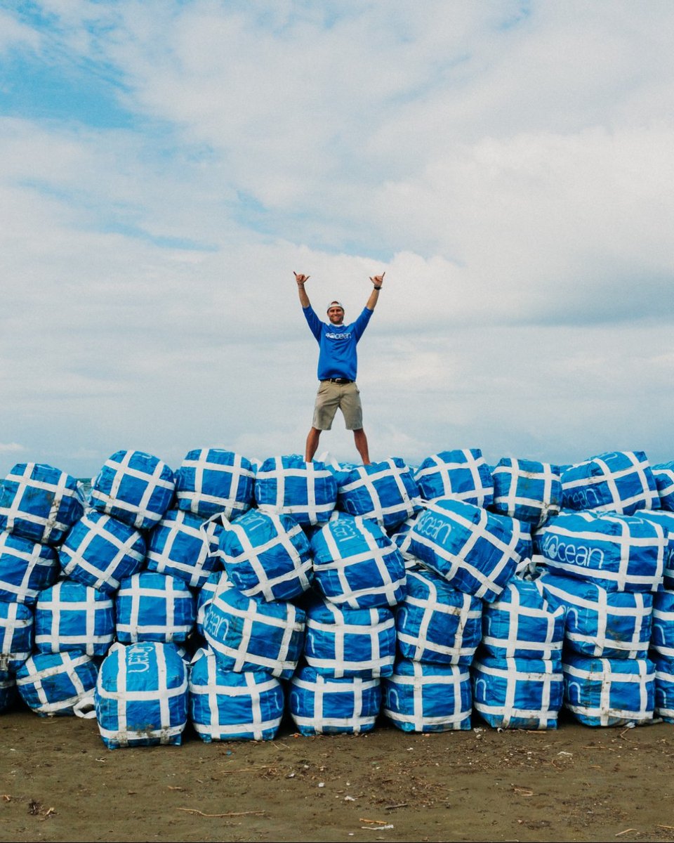 1,180,402 pounds of trash recovered so far in 2023!

That's right. Our global cleanup crew has been making waves this year and have already recovered over a million pounds of trash from the oceans, rivers, and coastlines.

Let's keep it going! Yewww 🤙