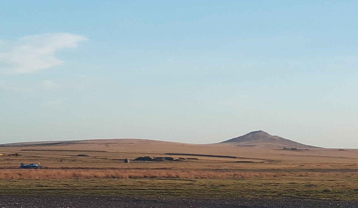 DavidstowInfo's tweet image. Plus an aircraft about to take off from the main runway of #Davidstow Airfield with Brown Willy in the background.

And assorted weather maps/forecasts showing more rain heading this way over the North Atlantic.

2/2