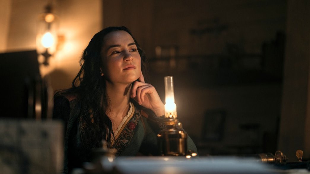 somespells's tweet photo. the women of shadow and bone looking a little too fine this season i’m here for it https://t.co/Vm4c7AyoWO