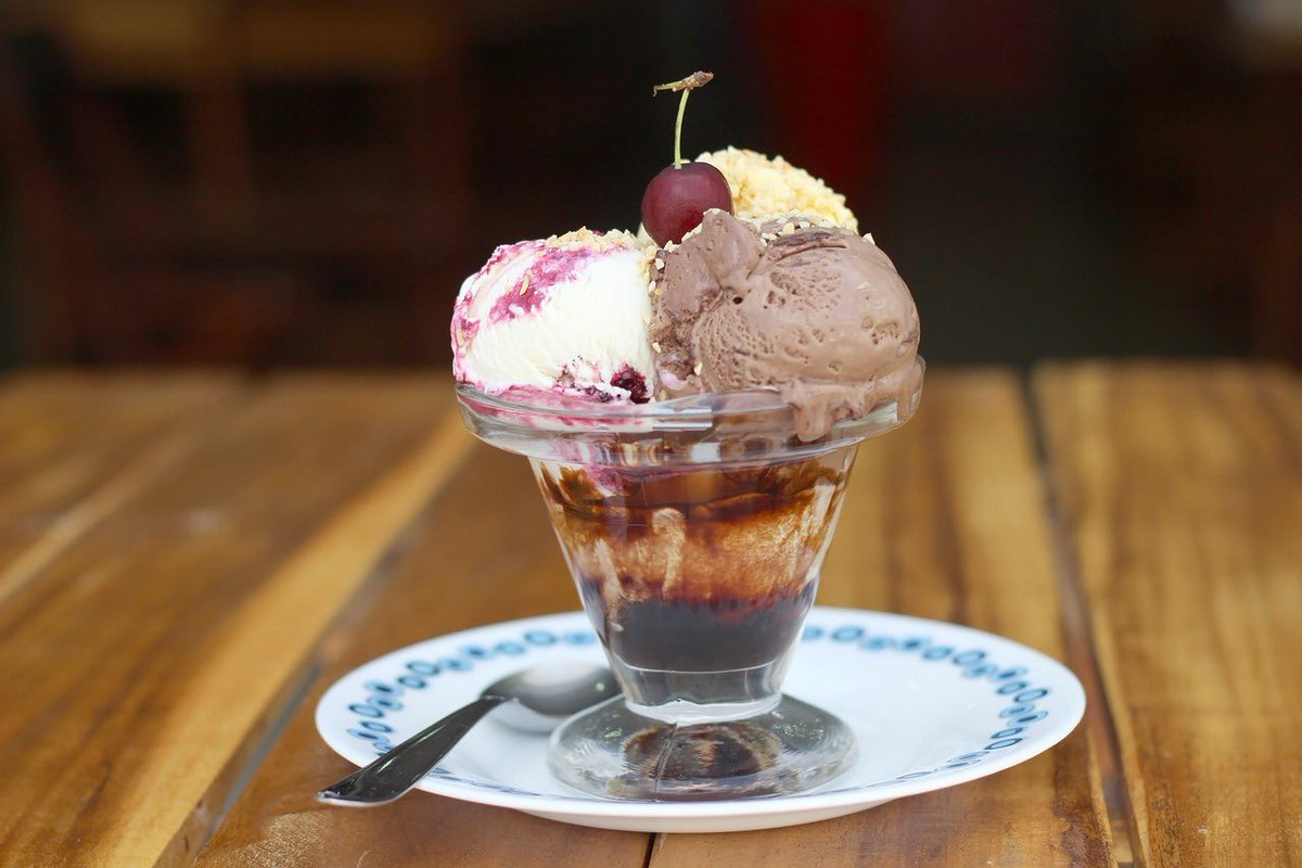 TheBigBangBosh's tweet photo. Check out our ice cream menu, everything is 15% off 🍦. #icecream https://t.co/fkg1z3B39J