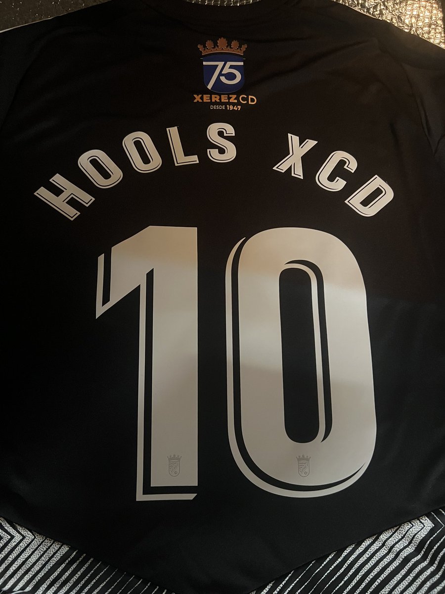 PASAN LOS AÑOS, PASAN LOS JUGADORES PERO LO QUE NO PASA XEREZ ES MI PASION!!