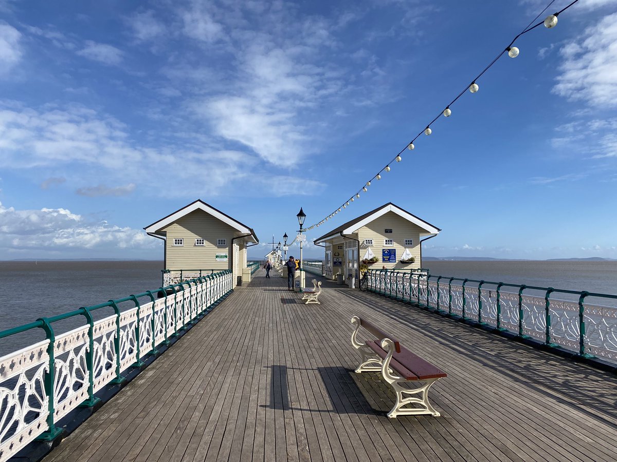 VZTASmartTowns's tweet photo. We had to split ourselves in two today, but how wonderful it would have been to spend the entire day beside the seaside. Thanks for the invite to @ValeEconomy and @Cwmpas_Coopβs #ValeHack @paulstepczak - some amazing ideas that we truly hope come to fruition ππΌππΌππΌ https://t.co/GRgwMVyWg5