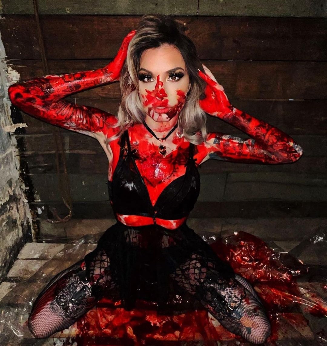 Have you ever seen a chick hotter than <a href="/ACharmingJinx/">Cady Jinx Bennett</a>?

Nope! Cause they don't exist. 

#MyBloodyAngel
#LittleKilla