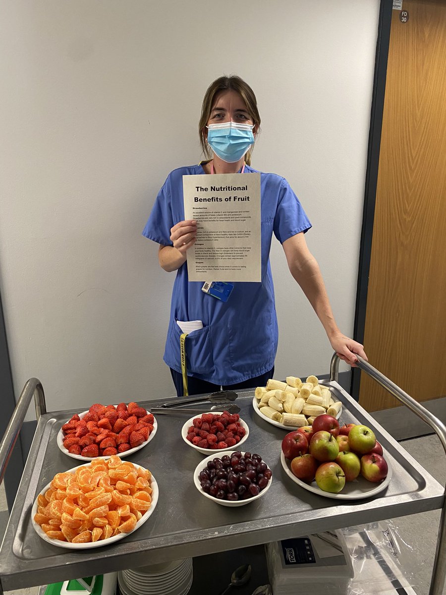 FranDifuria's tweet photo. We are celebrating Nutrition and Hydration week on Ward 32, offering a different snack or drink to our patients everyday this week! Today was fresh fruit 🍎 🍌 @SFHFT @MarieSissons1 @trevorhammond10 (A special thank you to the KMH volunteers for funding @sfhinvolvement ) https://t.co/vBCzlm3ekw