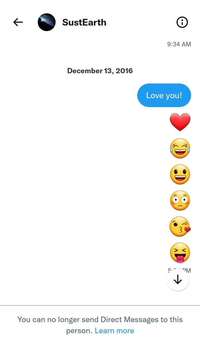 nialun6u's tweet photo. Because since 2012, a man from twitter (whom  assaulted me verbally by direct messages whenever I got physically abducted by electrical wave) profile picture is similar with Elena Danaan's public page picture for on behalf of Thor Han in August, 2021. https://t.co/WbrusU69eD
