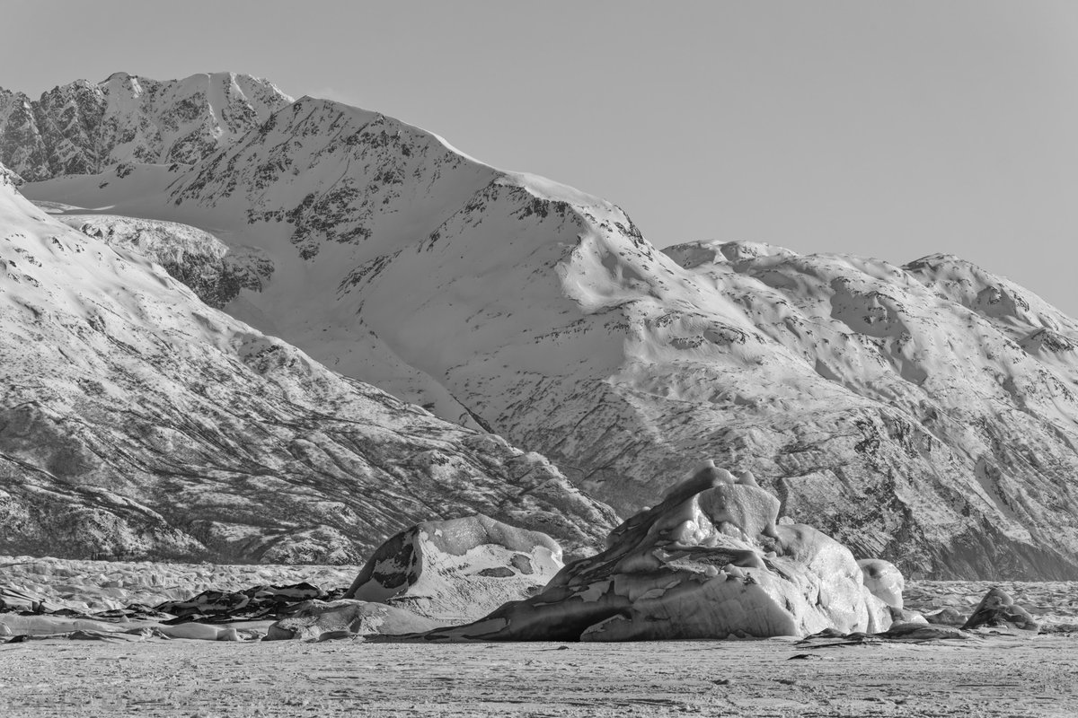 Danbaileyphoto's tweet photo. The Knik Glacier and Chugach Mountains. Shot with the #Fujifilm X-T5 and XF70-300mm lens. @FujifilmX_US #XT5 #fujifilm_xseries #icephoto #glaciers #landscapephotography #Alaska https://t.co/F6IzkMC9eH