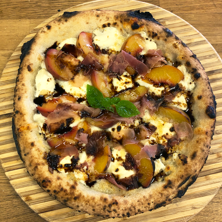 breadstoneovens's tweet image. 🍑Peach season is just around the corner! 🍑

Get all your questions answered and get your oven installed in time for this year's peach season - find out more on our website!

👉 ow.ly/AkwC50NicGO

#woodfiredoven #backyardoven #woodfiredrecipies #texaspeaches #peachpizza