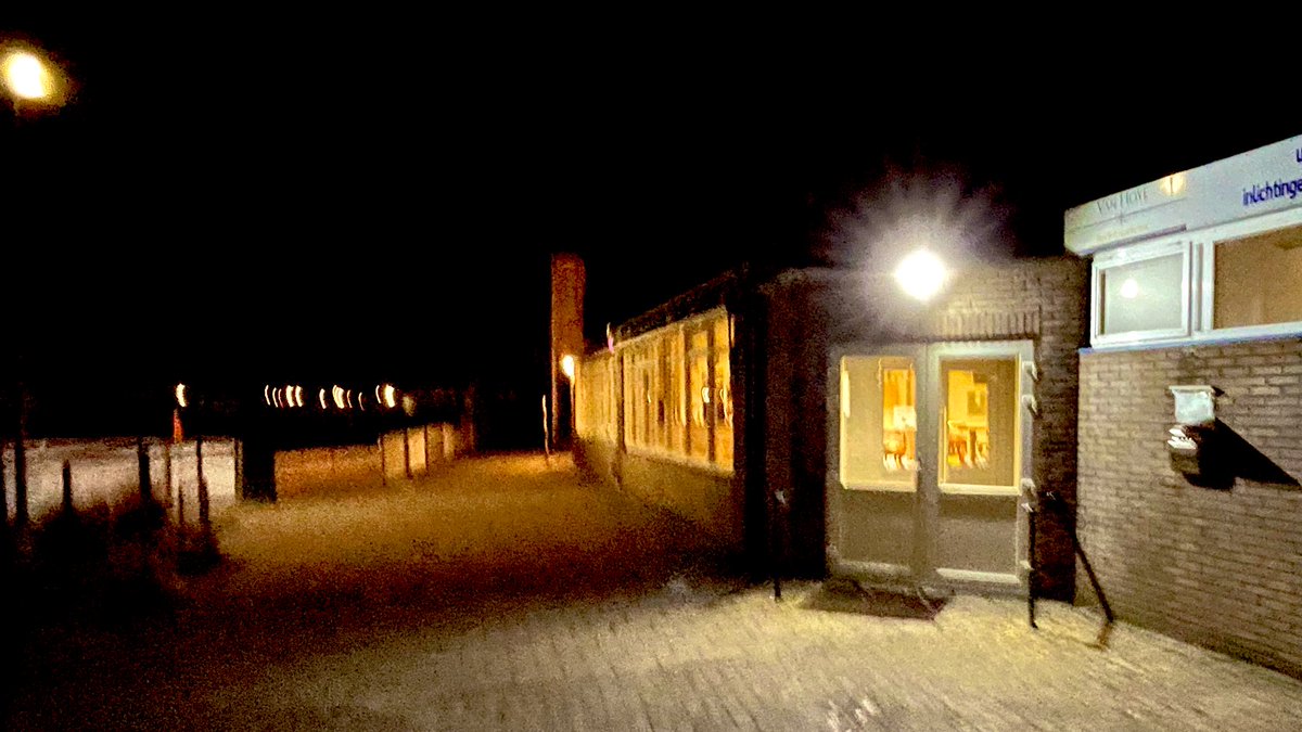 edwinoverbeeke's tweet photo. Warm onthaal @HVV24hulst waar we gespard hebben over het JVTC-traject, enthousiaste plannen gemaakt hebben met een serieus leuke stip aan de horizon! #JVTC #trainersbegeleiding #clubontwikkeling #plezier https://t.co/ApO8XKmUaN