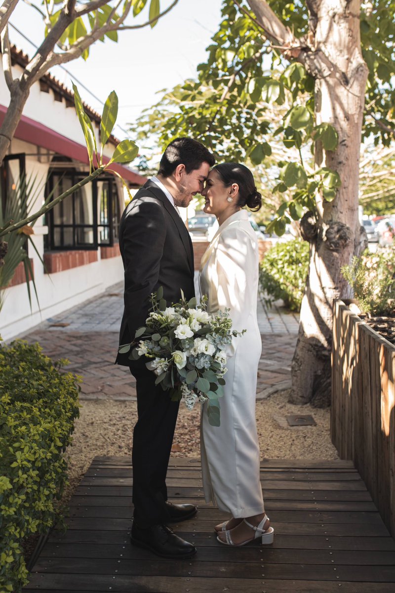 isabellavegaga's tweet image. Marido y mujer🤍 te amoooo, de sueño todo🤍😍. “Tenemos el amor que creemos merecer” así que esperen en Dios que al final su plan es perfecto🤍✨
Fotitos por @feerto  bien rifada 🥲