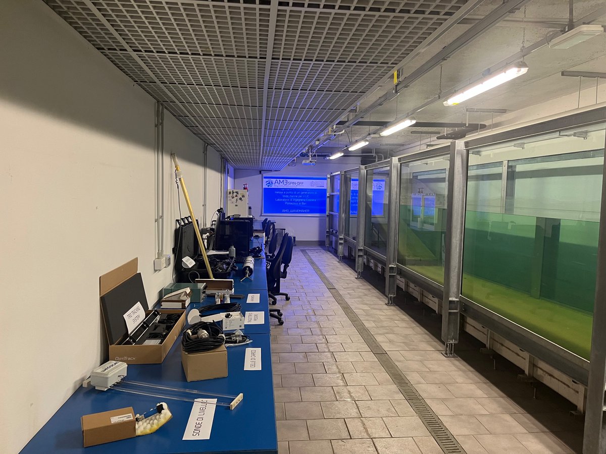 Oggi la visita tecnica per l’Ordine degli Ingegneri di Firenze: “Modelli fisici nell’ingegneria idraulica”, con presentazione dei modelli fisici dell’Idraulica Fluviale e Marittima e visita ai laboratori di Ingegneria Marittima e di Idraulica Fluviale di <a href="/UNI_FIRENZE/">Università di Firenze</a>