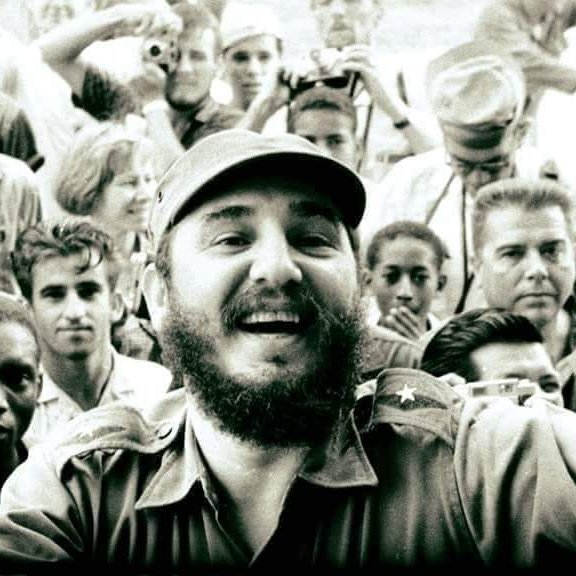 👉¿Desde cuándo el capitalismo fue progresista? 

👉¿Desde cuándo la explotación del hombre por el hombre fue progresista? 

👉 ¿Desde cuándo esa porquería fue progresista? 

👉 Como dijo Marx: Cuando desaparezca la explotación del hombre por el hombre, cuando desaparezca la