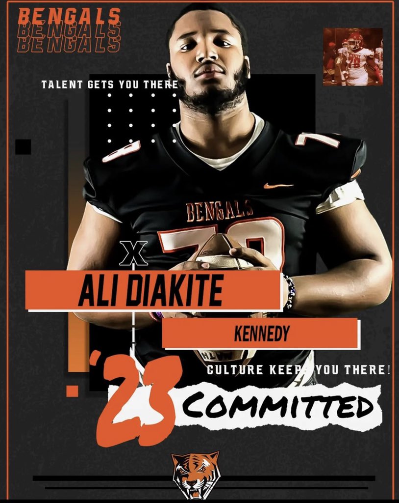 kennedyknights_'s tweet photo. Congratulations to C/O ‘23 Ali Diakite (@_adiakite78__ ) on his COMMITMENT to @buffalostatefootball . This was EARNED NOT GIVING !!! Way to go, Ali !!
.
.
.
.
#WeAreKennedy #KennedyKnights #KnightsToCollege #BronxFootball #PublicSchoolFootball https://t.co/iSYuouXUSh